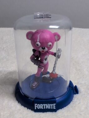 Domez Fortnite Cuddle Team Leader Pink Figure - Epic Games Series 2018